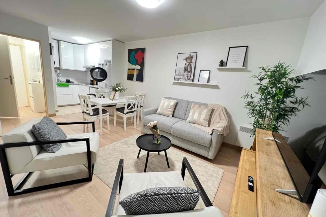 Very Quiet Apartment With Balcony Saint-Denis  Eksteriør billede