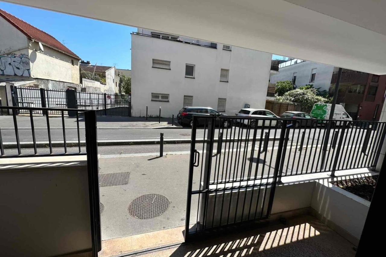 Very Quiet Apartment With Balcony Saint-Denis  Eksteriør billede